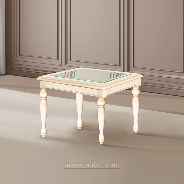 Стол журнальный малый со стеклом